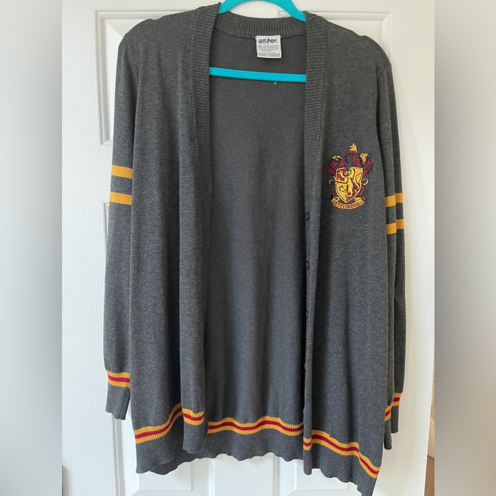 Torrid Size 20 Harry Potter Gryffindor skirt and sweater